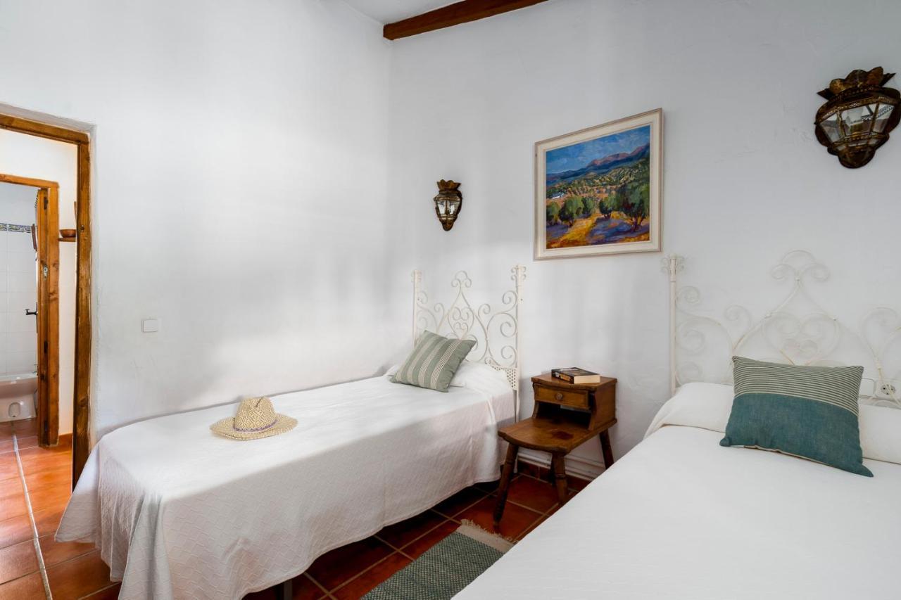 Refugio Andaluz Con Piscina Entre Olivos Villanueva de Tapia מראה חיצוני תמונה