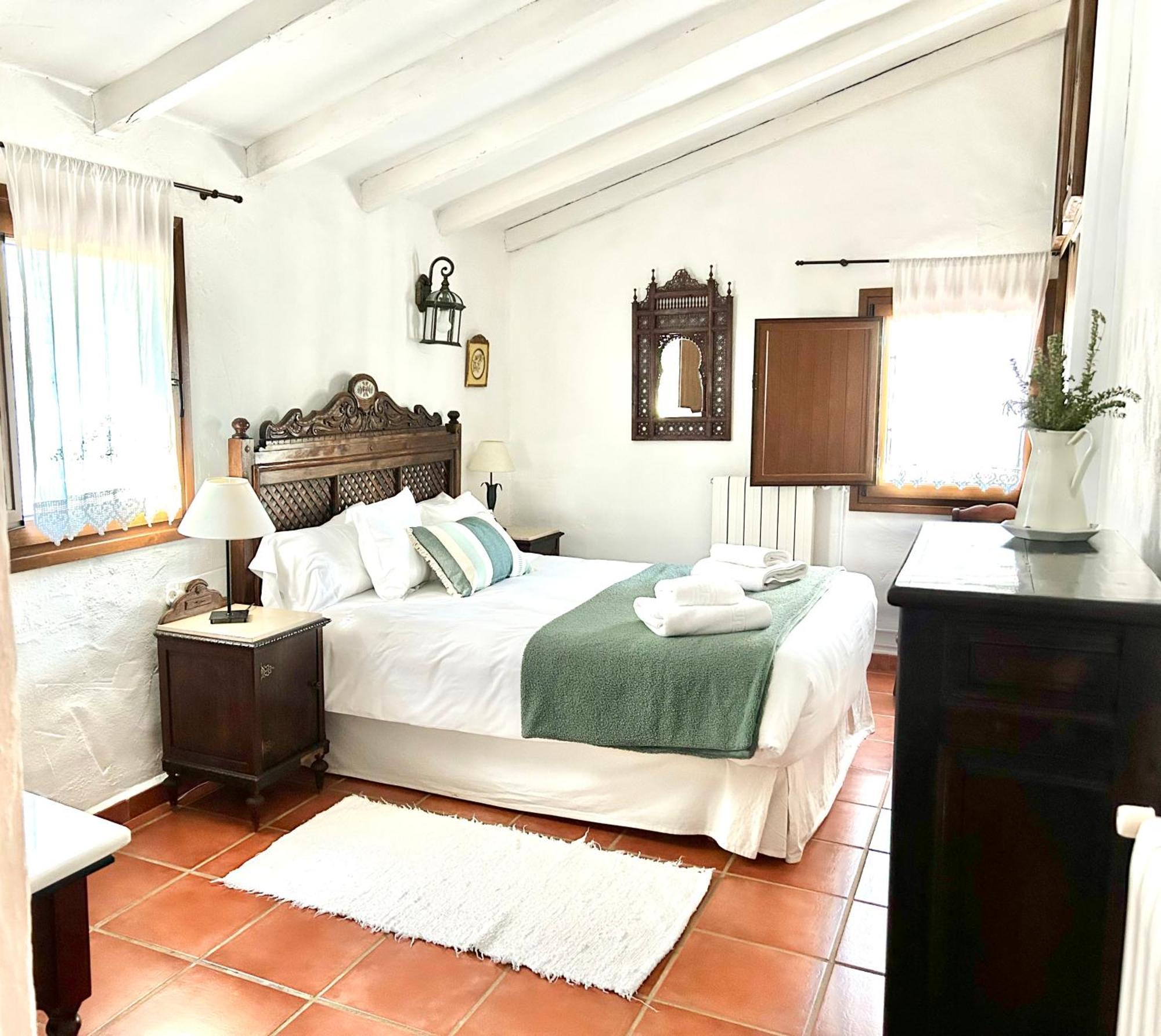 Refugio Andaluz Con Piscina Entre Olivos Villanueva de Tapia מראה חיצוני תמונה